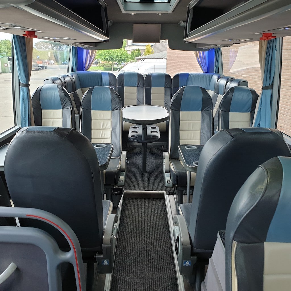 Vipbus Ronde Zit2 - Kassing tours